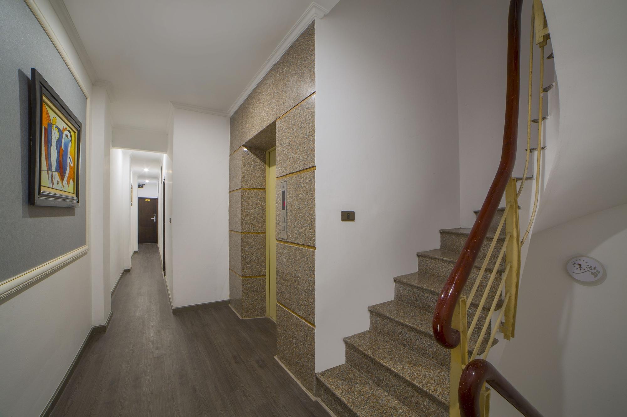 Galliot Central Hotel Hanoi Exterior photo